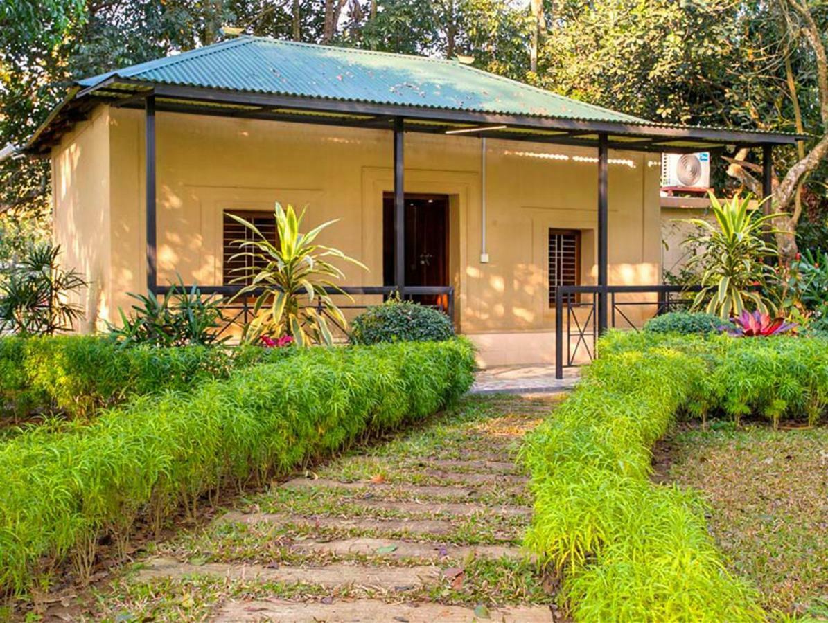 Sarah Resort Gazipur Exteriör bild